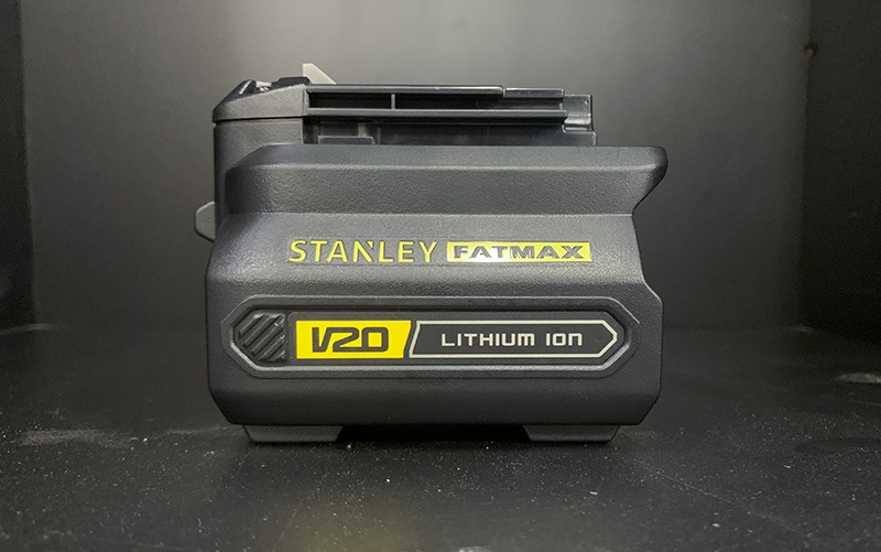 Đế chuyển pin 20V Stanley SBA100