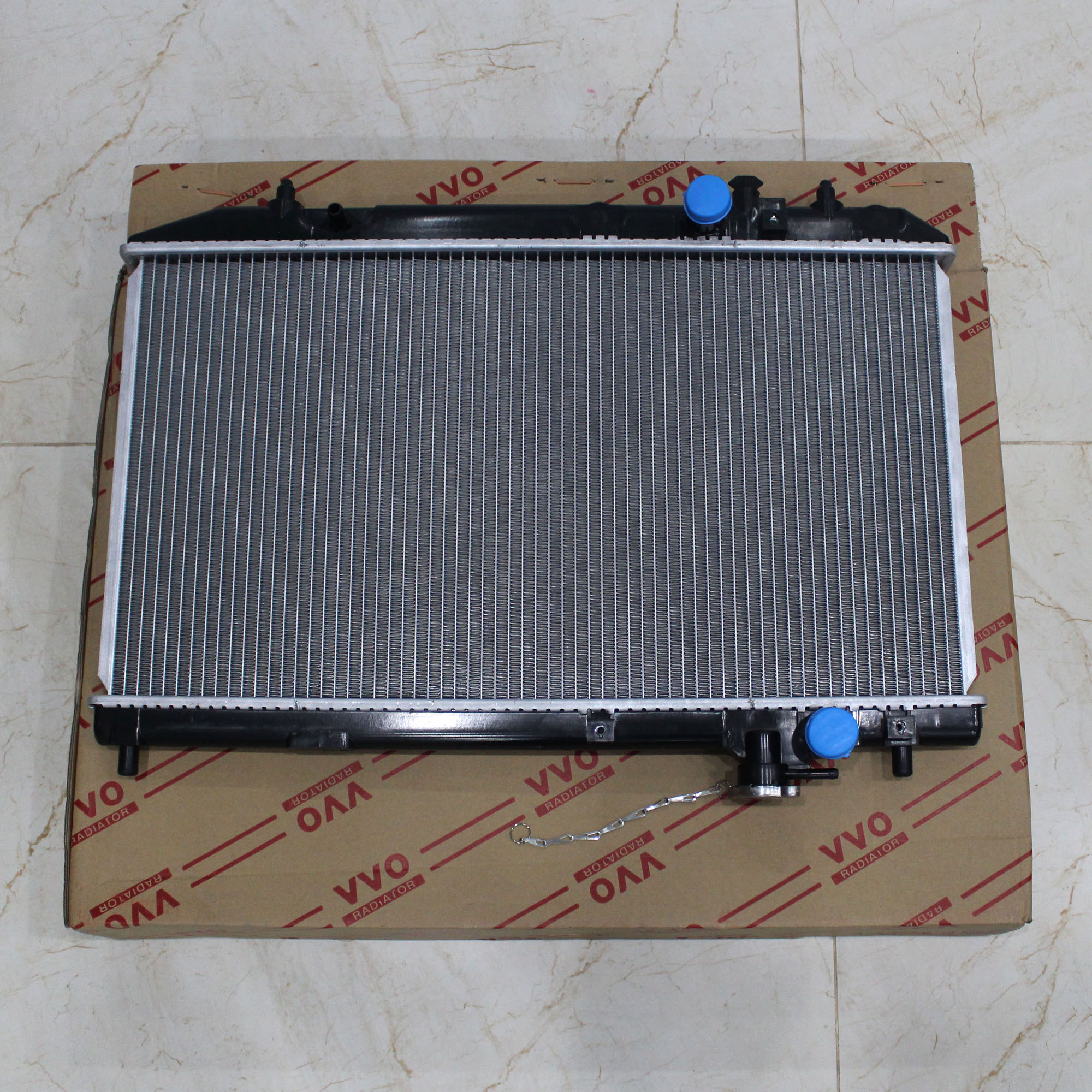 Két nước Daihatsu Charade, số sàn
