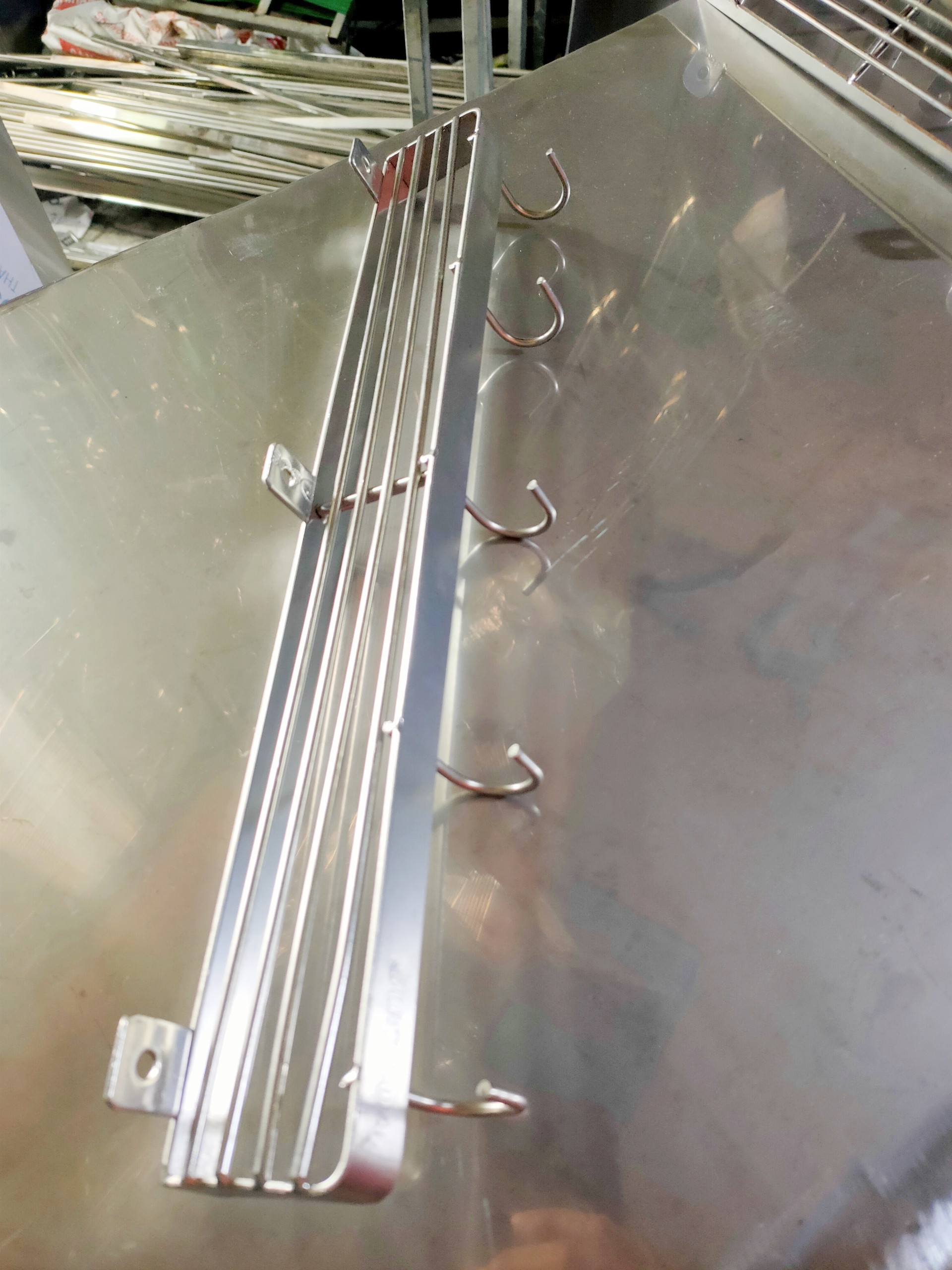 [HCM]KỆ DAO THỚT INOX 304 CAO CẤP DÀI 50CM