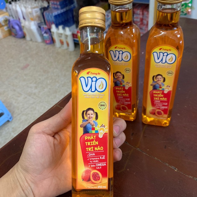 DẦU GẤC VIO TƯỜNG AN - 250ML