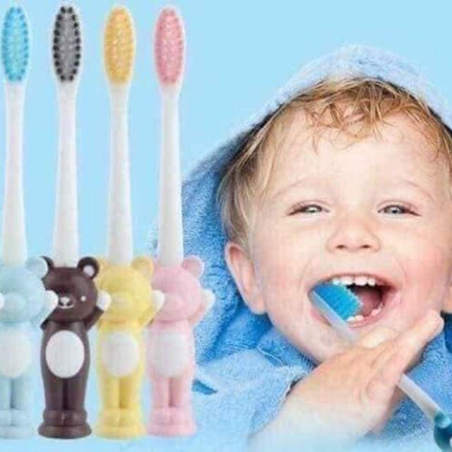 SET 4 BÀN CHẢI ĐÁNH RĂNG CÓ NẮP HÌNH THÚ CHO BÉ