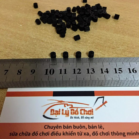 Bộ bánh răng nhỏ chính hãng dành cho máy bay SG700 DM107S