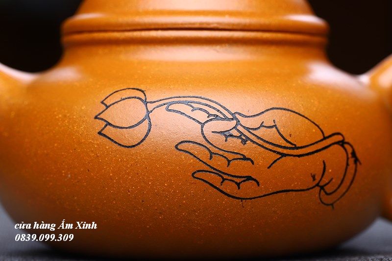 Ấm Tử Sa Nghi Hưng Dung Thiên 240 ml