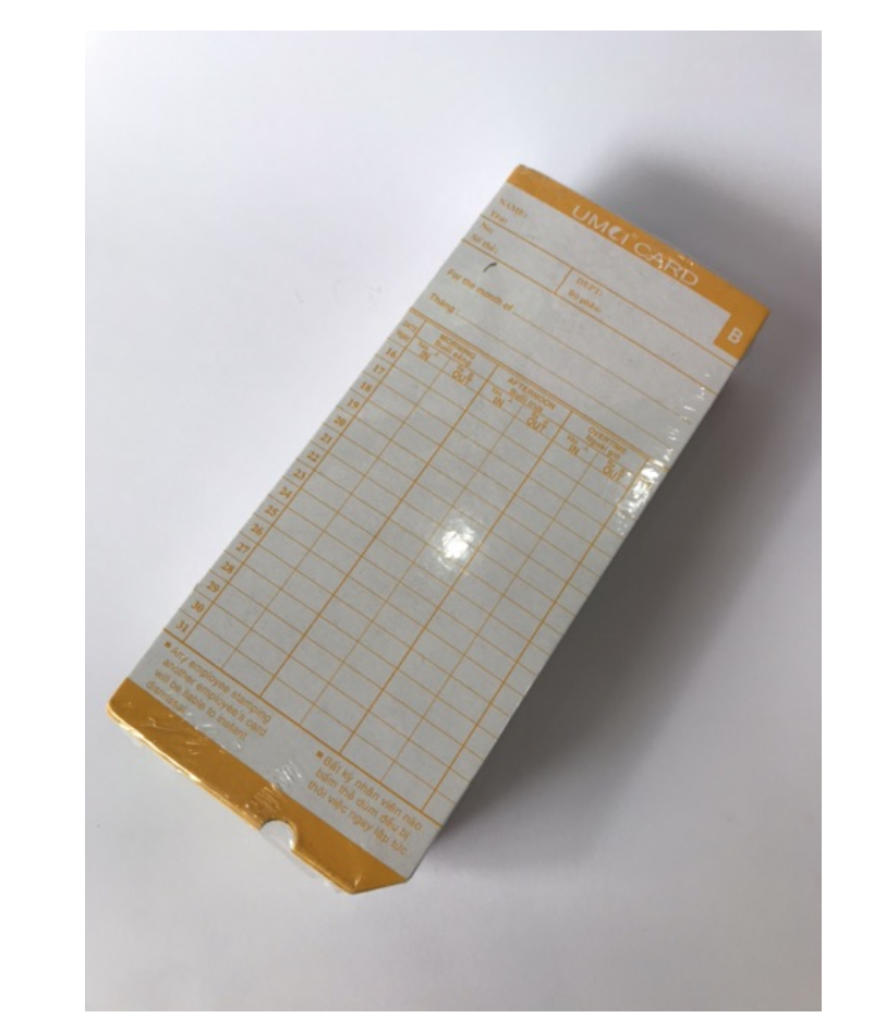Thẻ chấm công 100 tờ