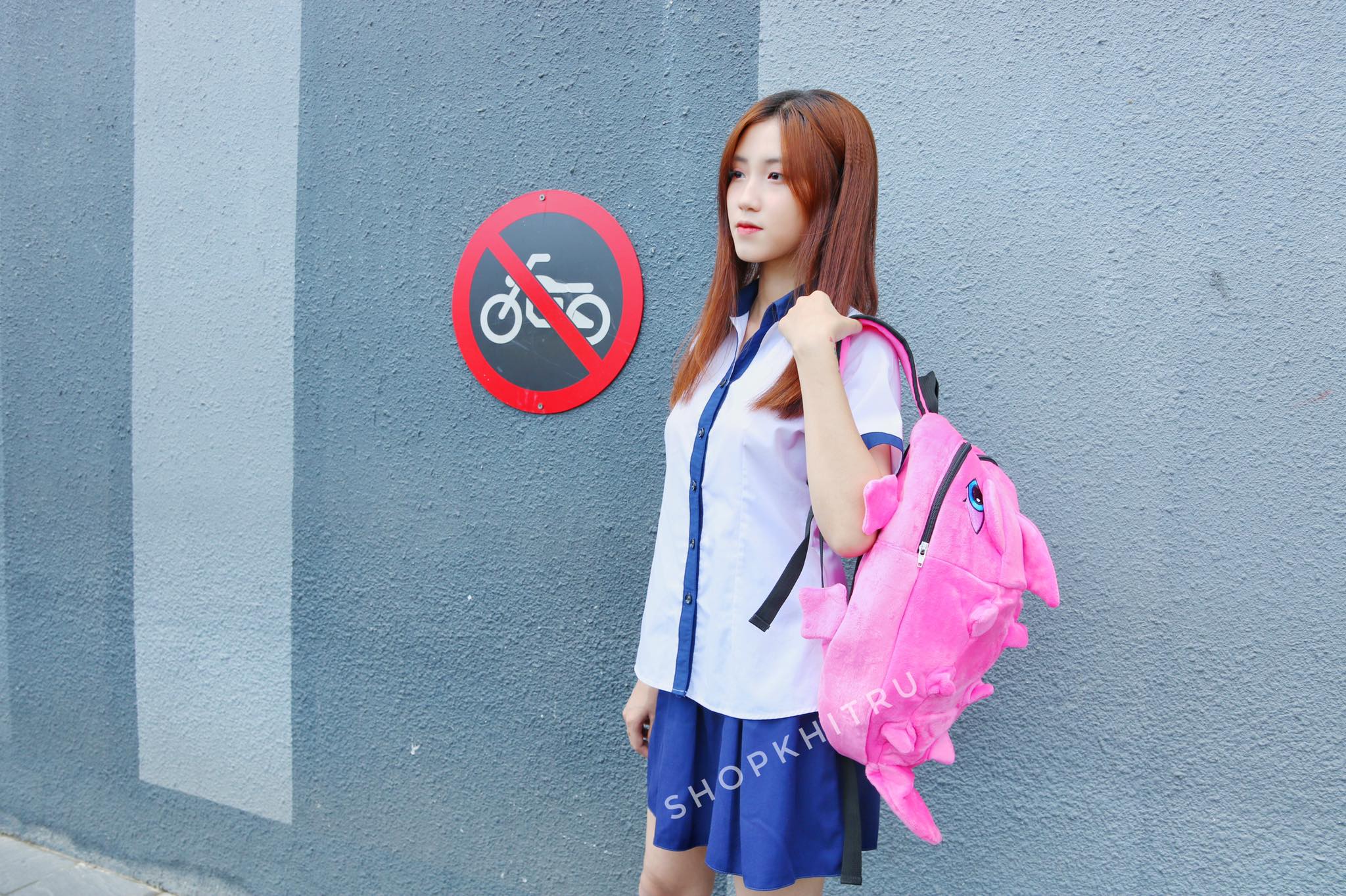 Balo khủng long màu Hồng Kute đáng yêu loại vải nhung