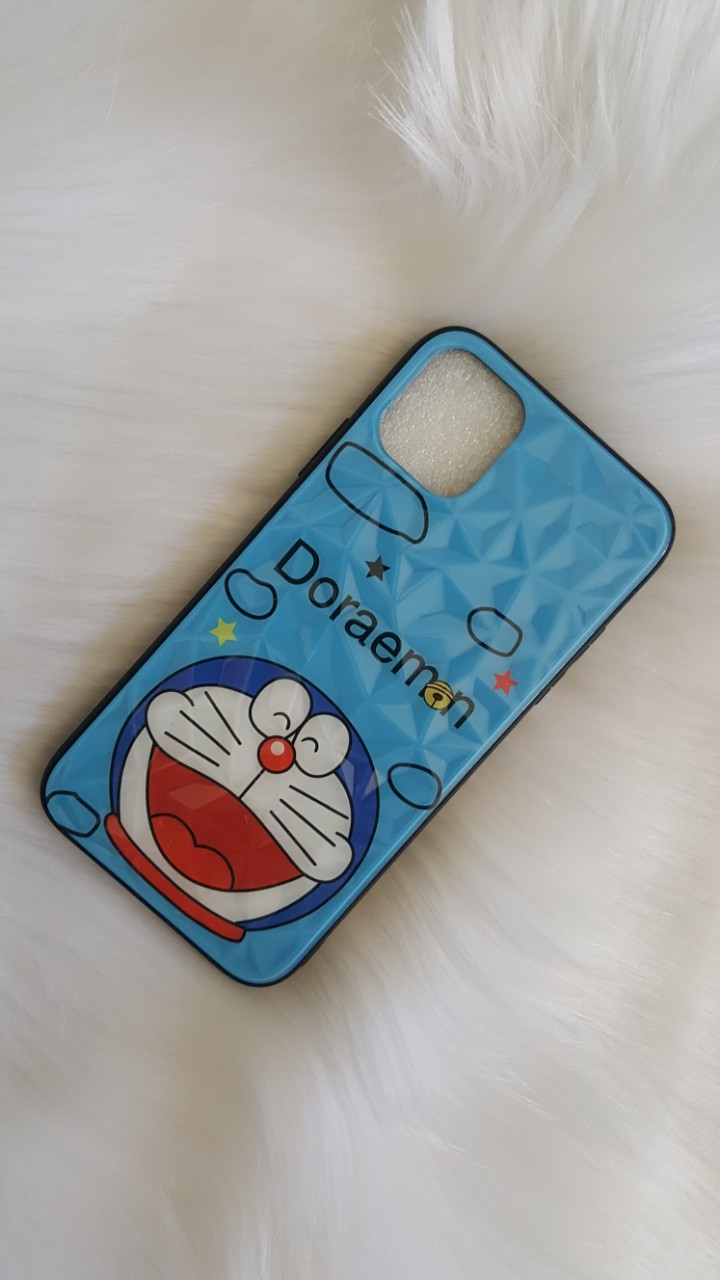 Ốp 3D kim cương Doraemon Iphone 11