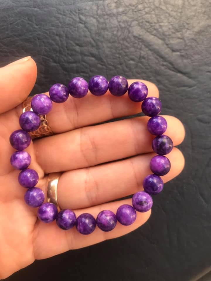 VÒNG TAY ĐÁ MẮT RỒNG TÍM Charoite- 8LI