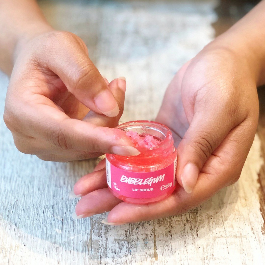 [HCM]Tẩy da chết môi LUSH - Bubblegum lipscrub