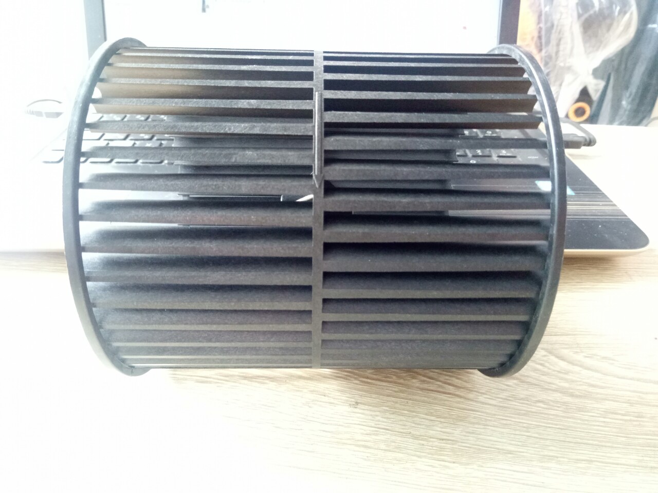 Cánh quạt điều hòa Sunhouse SHD7723