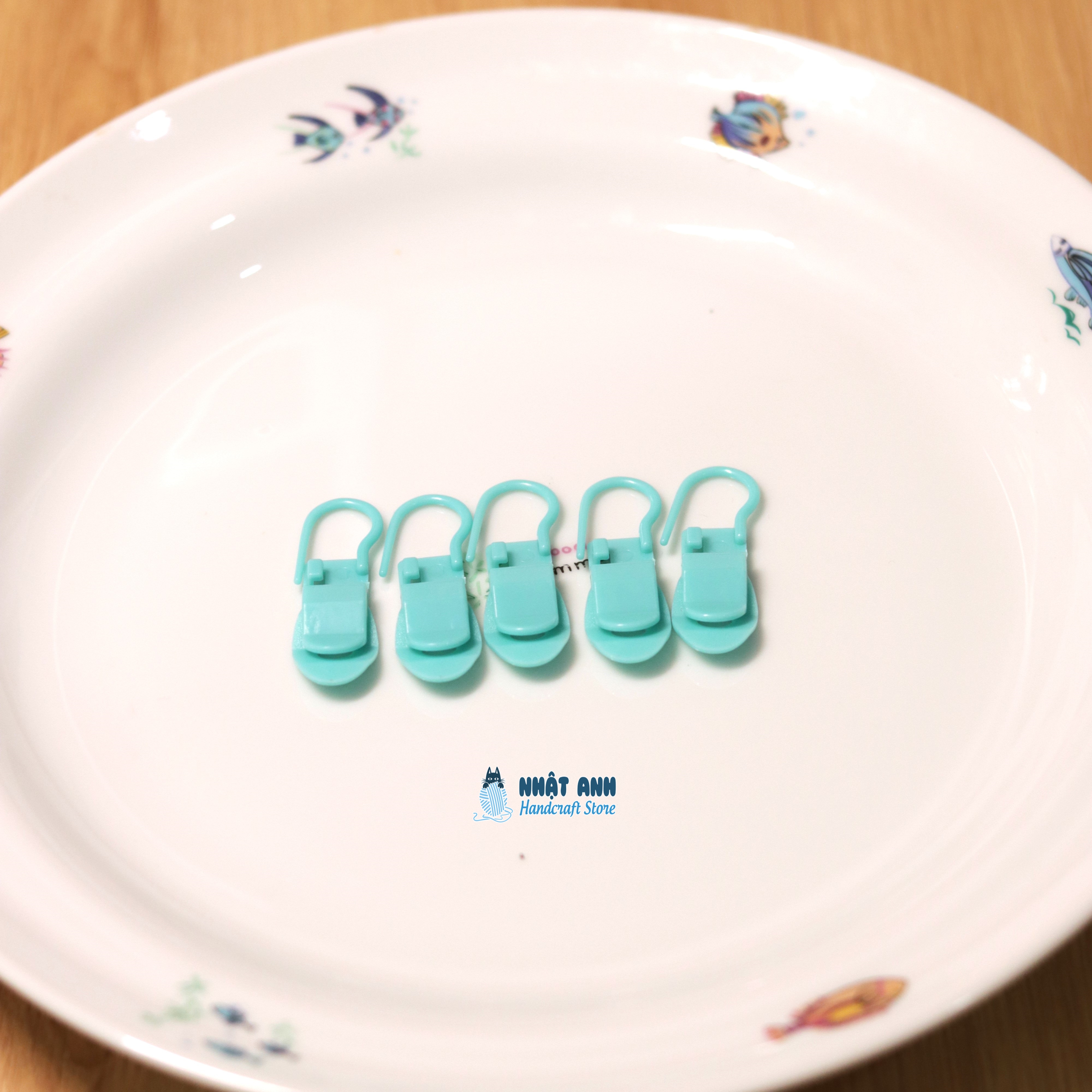 Móc đánh dấu len nhựa (set 6 cái)