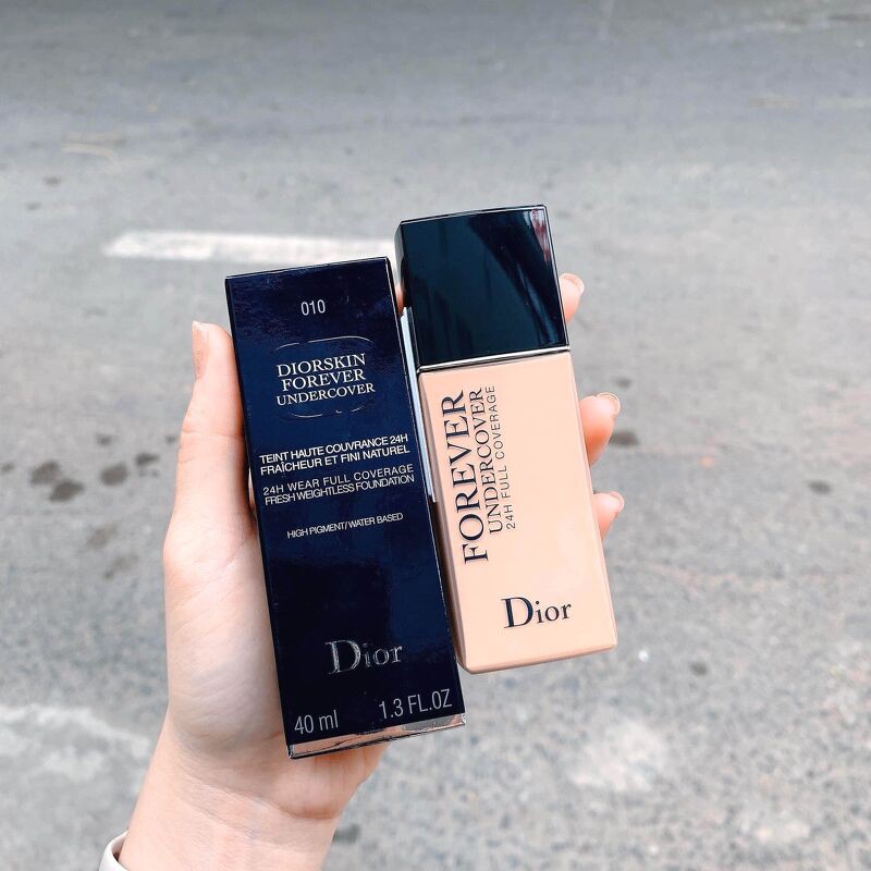Làn da của bạn sẽ trở nên tuyệt vời hơn bao giờ hết với sự hỗ trợ của nền Dior Forever. Đón xem hình ảnh liên quan và hãy để chúng tôi giúp bạn tìm ra cách để có được làn da hoàn hảo nhất.