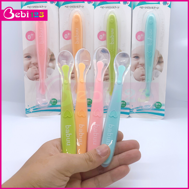 Thìa ăn dặm Babuu Nhật Bản silicon mềm 4 màu cho bé