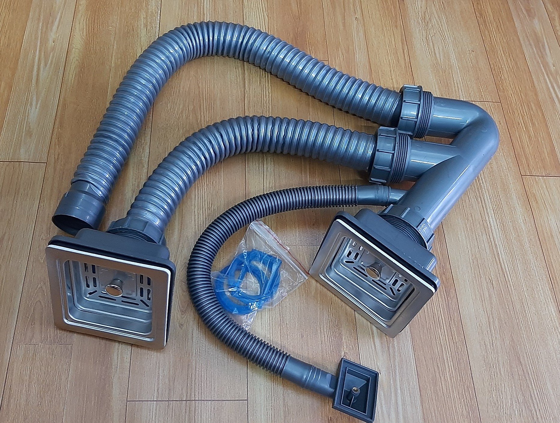 BỘ XI PHÔNG VUÔNG BỘ XẢ CHẬU RỬA CHÉN 2 HỘC  304 PHI 110.