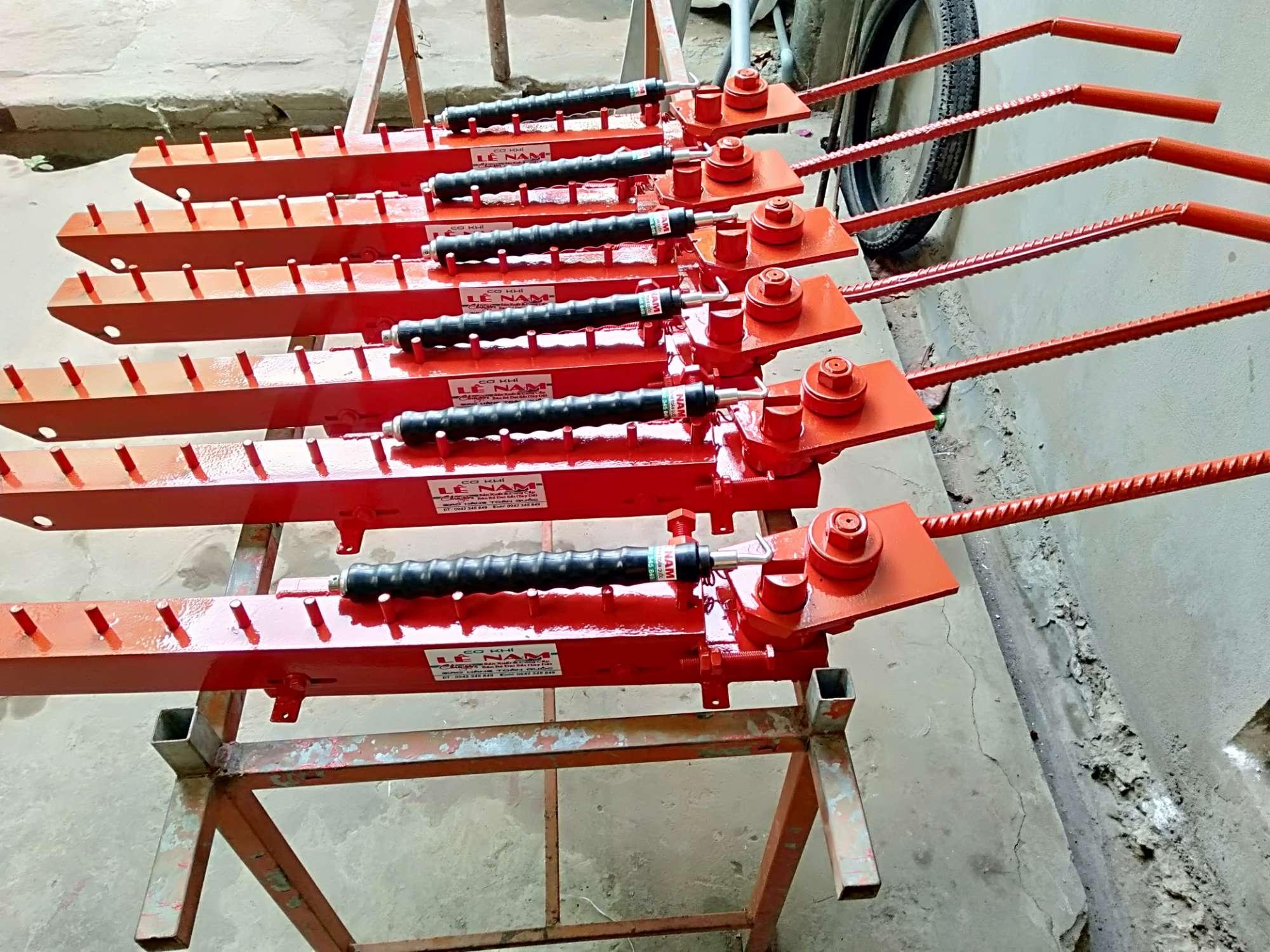 Vam Bẻ Đai Xây Dựng (tặng kèm 1 móc rút tự xoay)