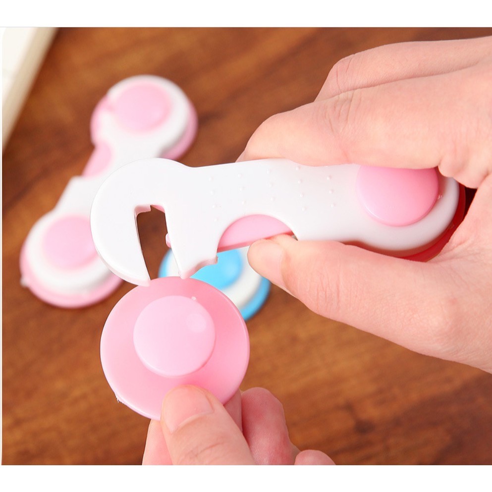 Set 2 Khóa gài tủ lạnh, tủ đồ đa năng