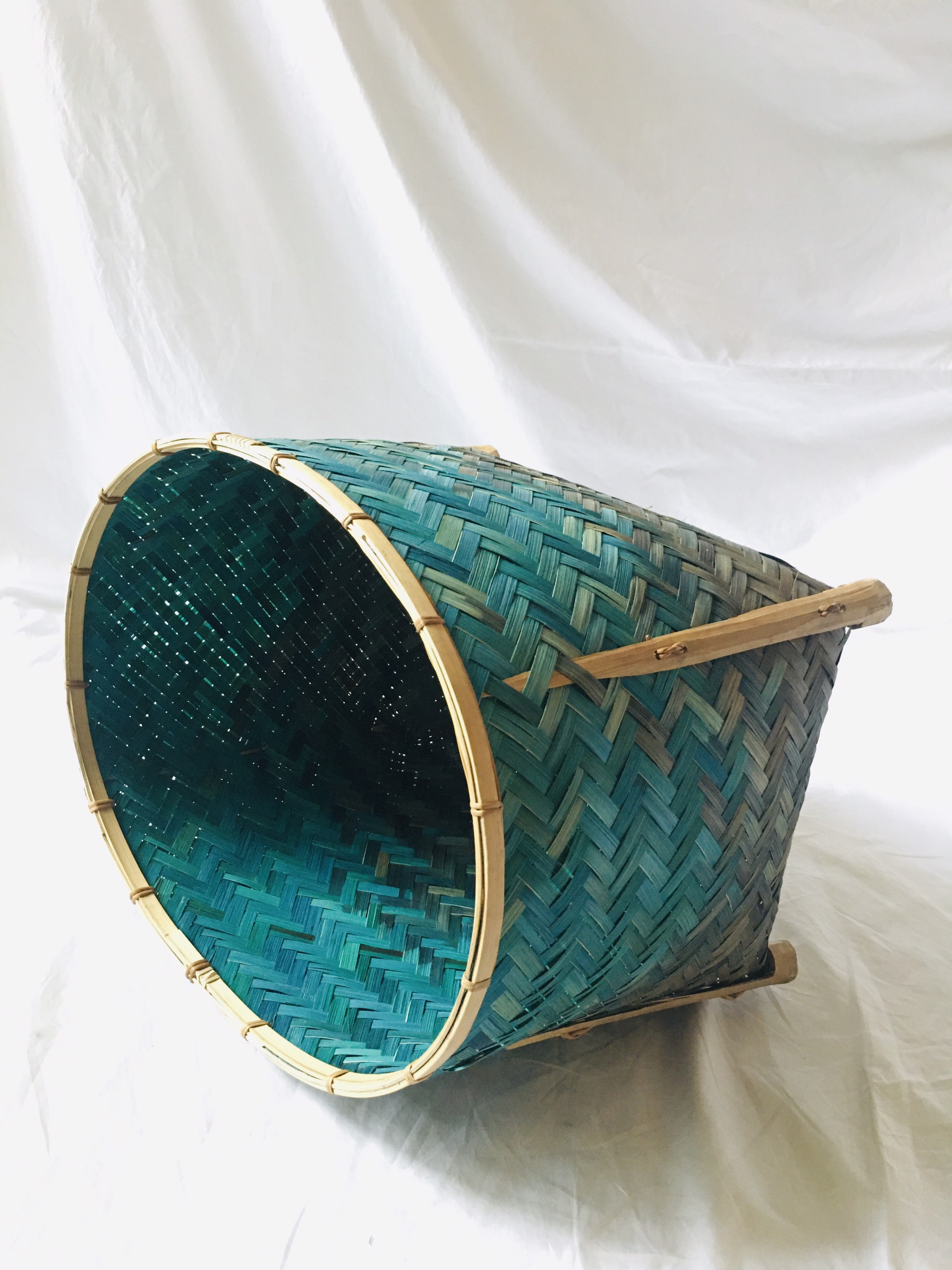 Sọt Tre Đa Năng Màu Xanh Dương Có Đế  Đựng Đồ Chơi, Các loại - Size L rộng 40cm*32cm, sâu 30cm  - Size M rộng 30cm*25cm, sâu 28cm  - Size S rộng 22cm*18cm, sâu 24cm Dùng Để Đựng Đồ Chơi, Đồ Bẩn