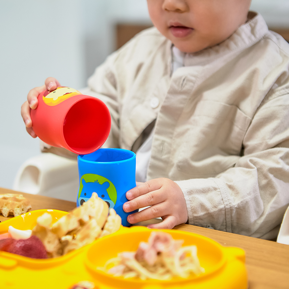 Ly tập uống nước silicon Baby Marcus & Marcus, từ 6 tháng - Lucas (120ml)