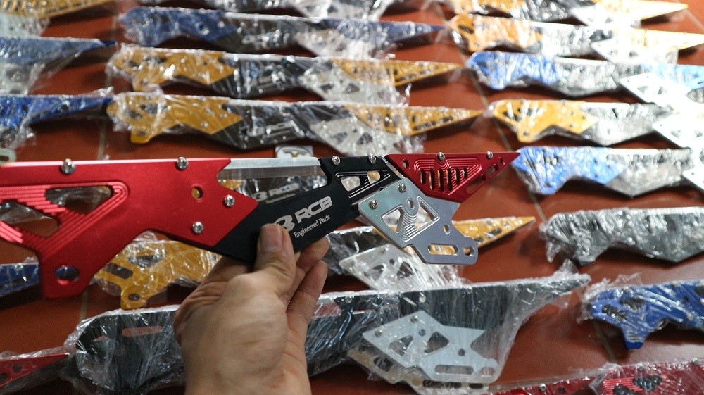 Chắn xích / Che sên CNC Winner 150 - Winner X.