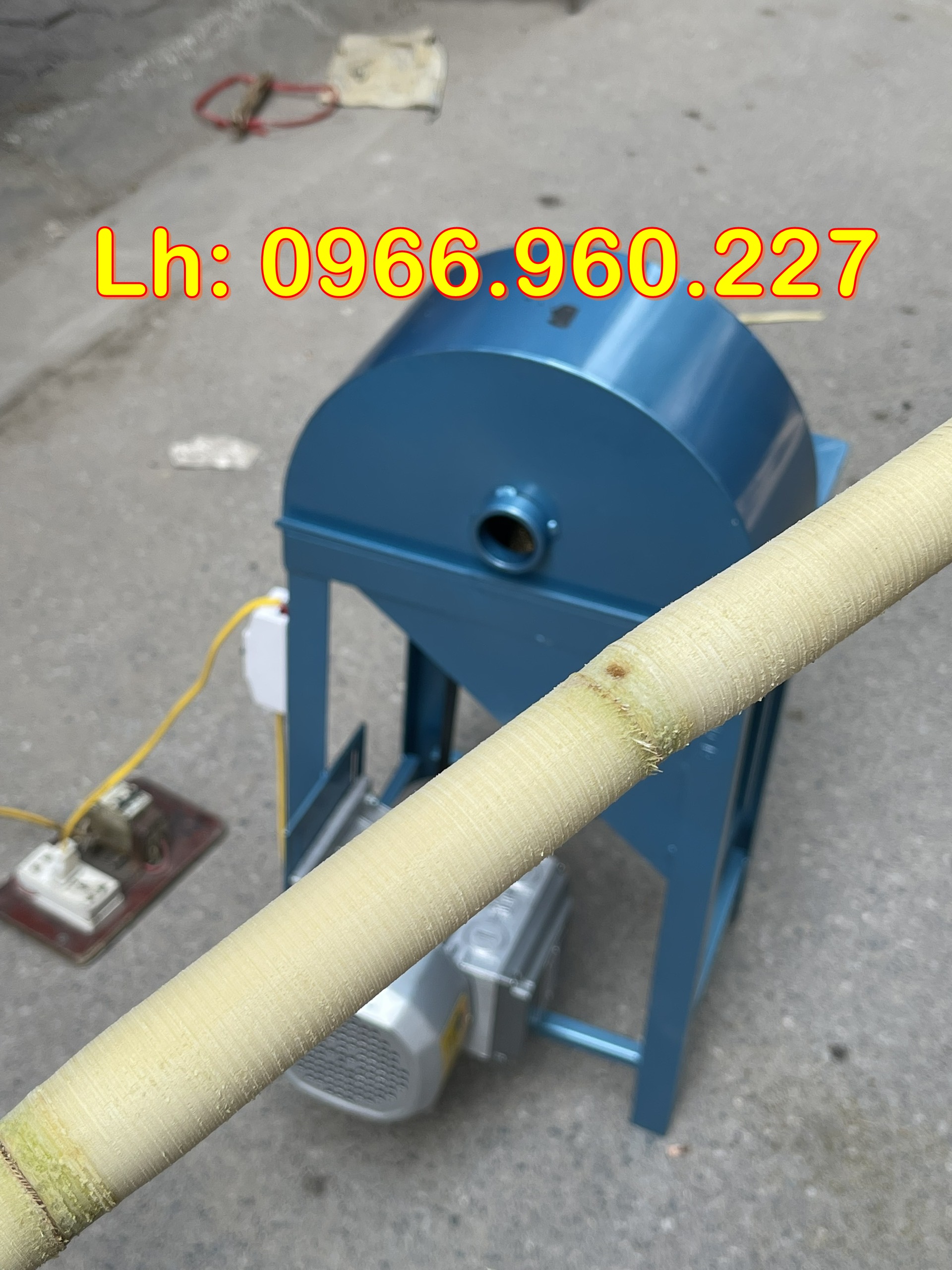 Máy cạo vỏ mía, tuốt vỏ mía