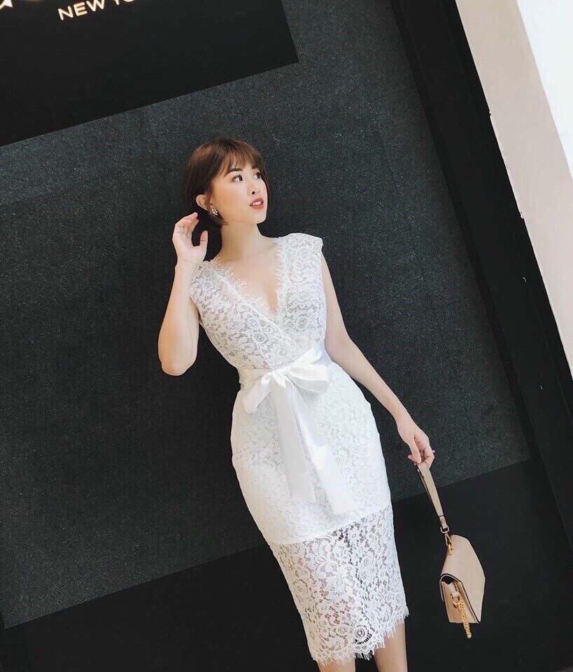 [HCM]Hàng mới Bamboo Shop - ĐẦM BODY REN CỔ TIM THIẾT KẾ QUYẾN RŨ CHO PHÁI ĐẸP QCS