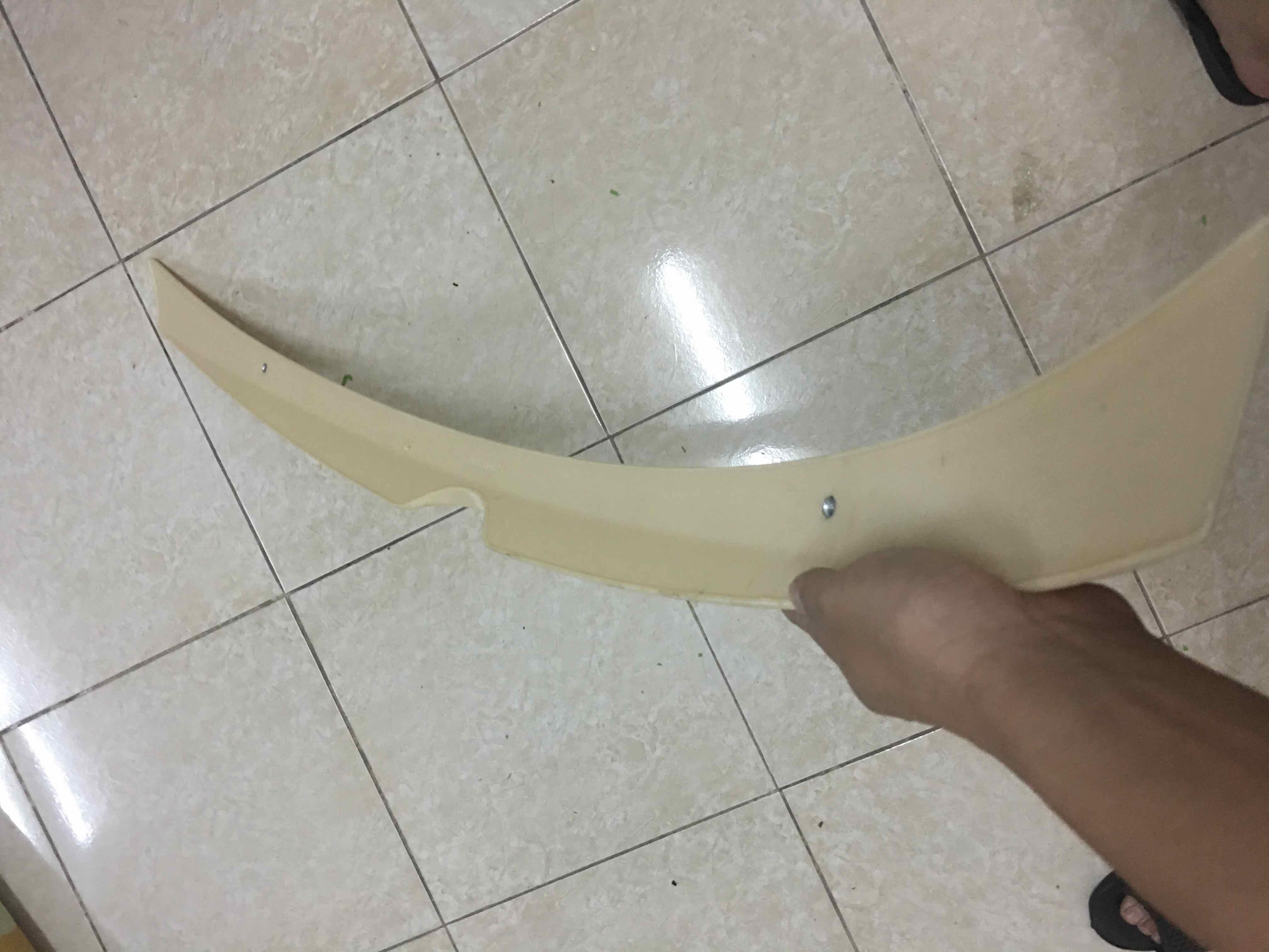 Đuôi gió vios 2019 hàng mộc chưa sơn