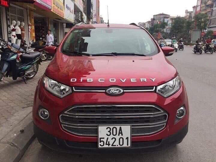 Chữ DISCOVERY 3D nổi trang trí ô tô (Màu Chrome Bạc)