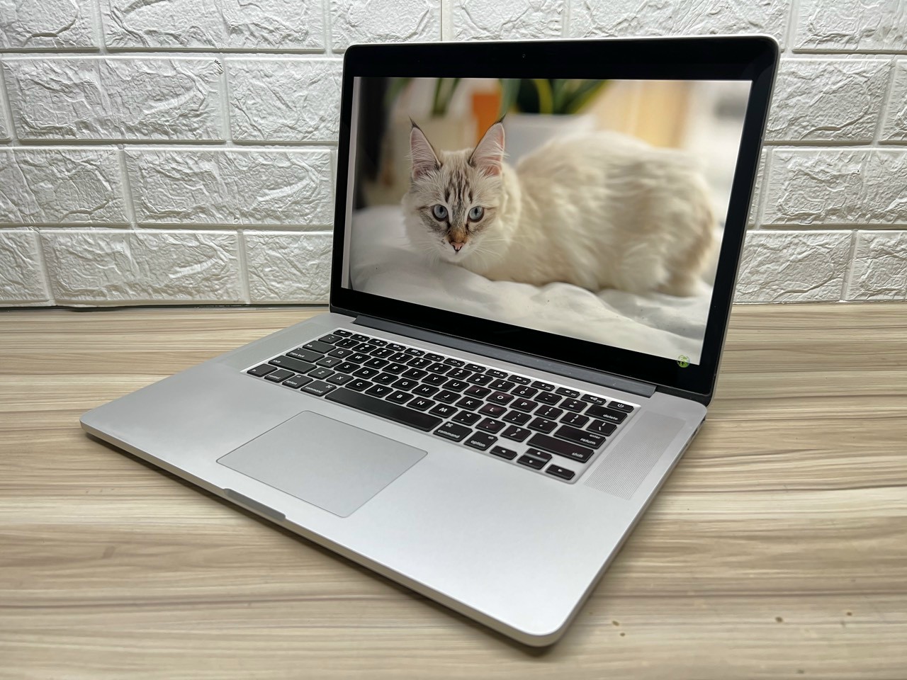 LAPTOP  INTEL CORE I7 RAM 8GB SSD 256G 15.4INCH (2012)