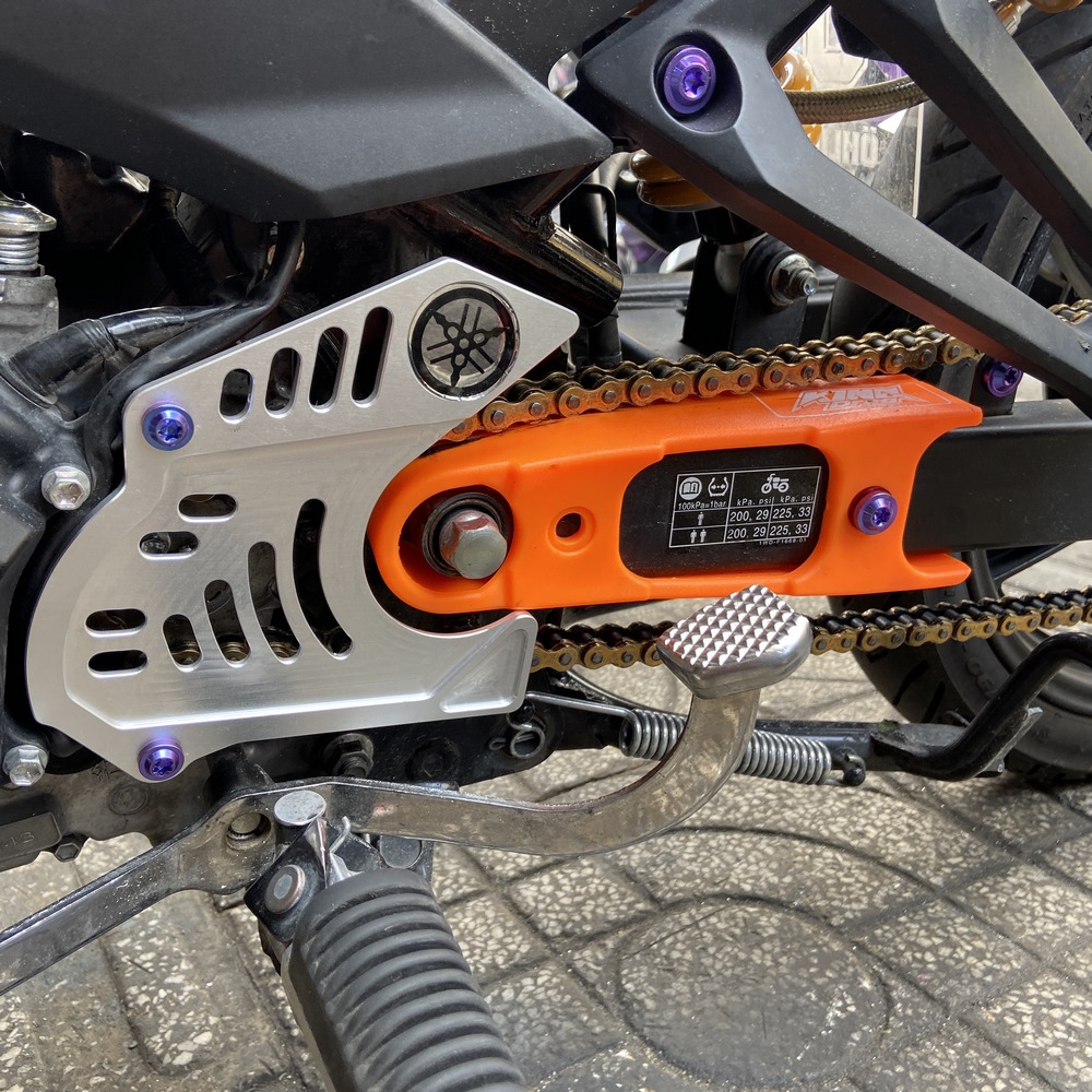 [HÀNG TRANG TRÍ] ỐP CAO SU ĐỠ SÊN KINGDRAG CHỐNG VA ĐẬP TRANG TRÍ CHO NHIỀU LOẠI XE ĐI XÍCH TRẦN CAO CẤP (MÀU CAM)