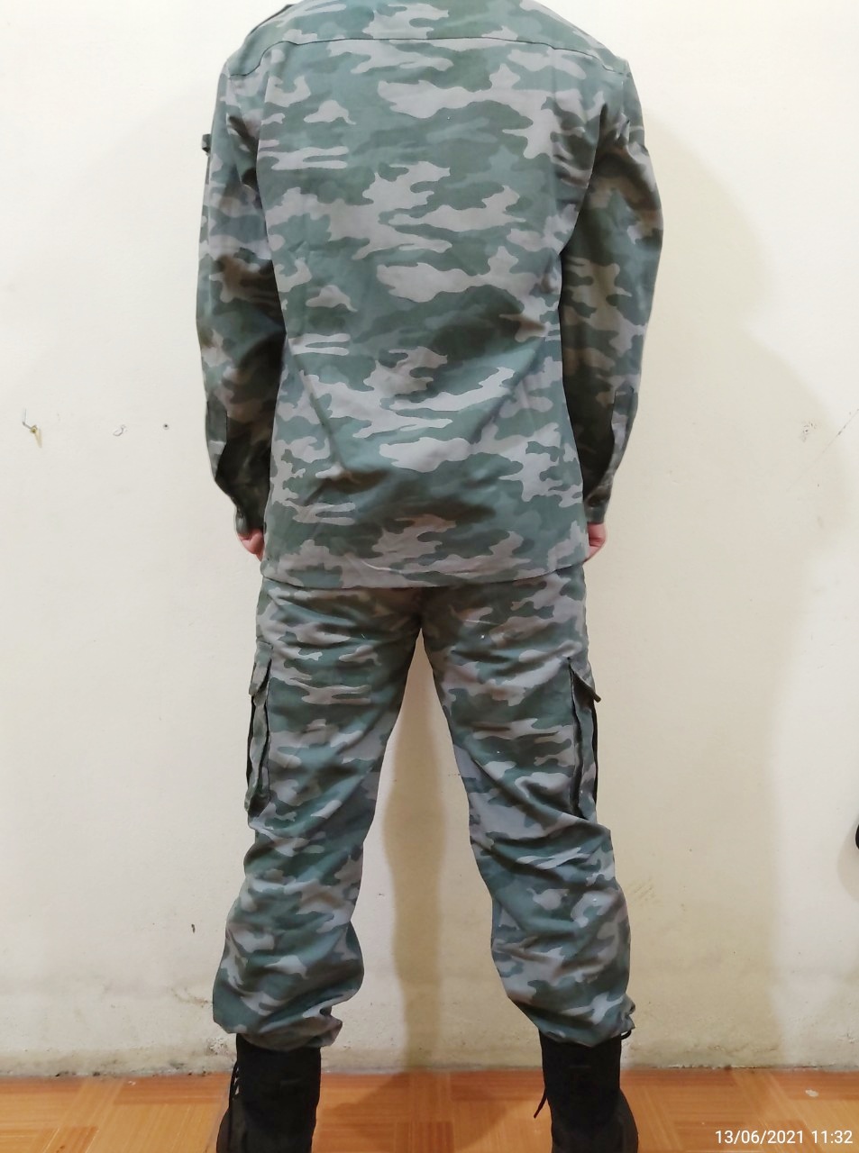 QUẦN ÁO LÍNH RẰN RI XANH SÁNG