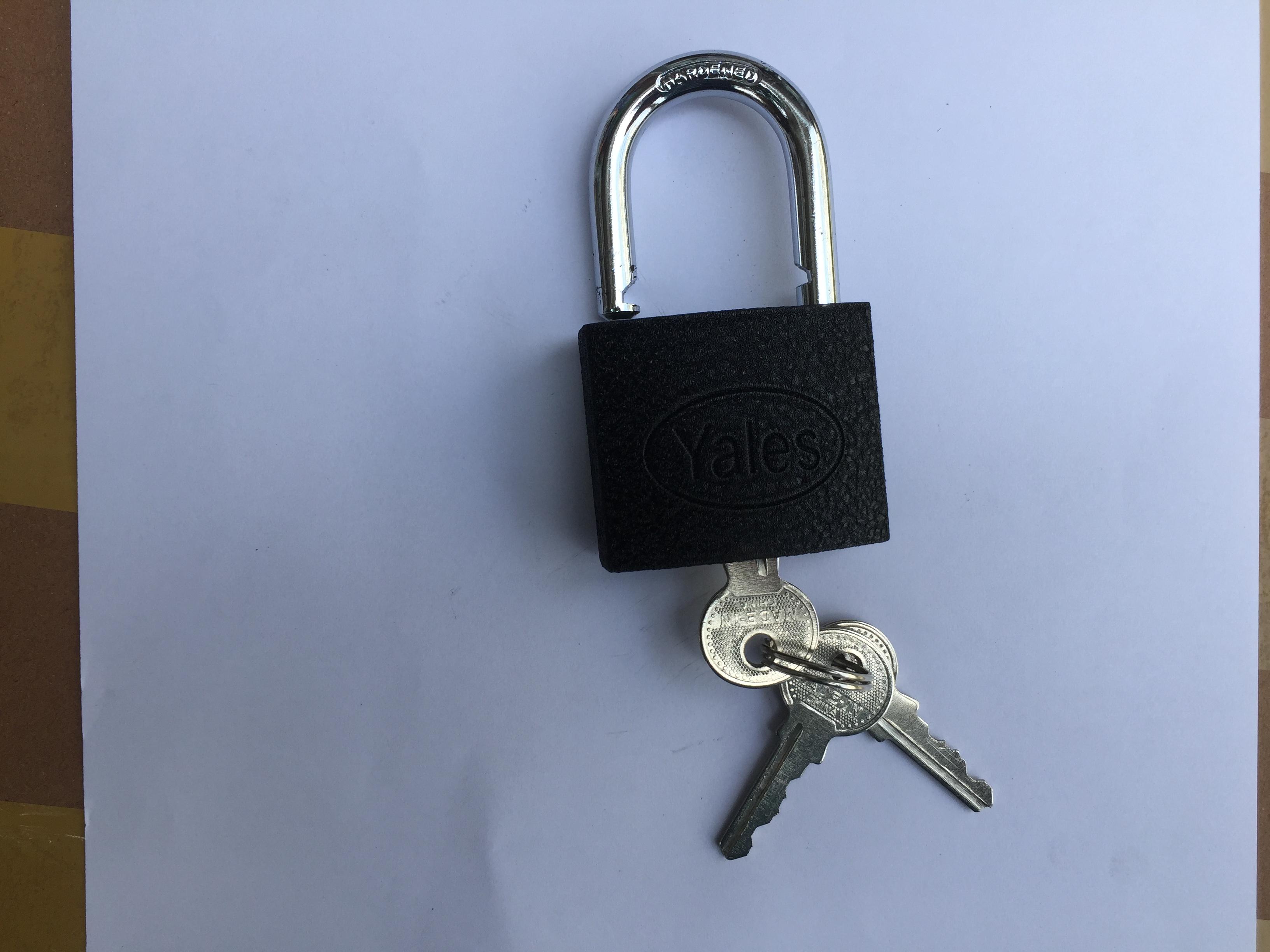 Khóa cửa chống trộm cầu 8