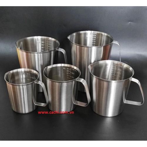 Ca inox 1000 ml có chia vạch