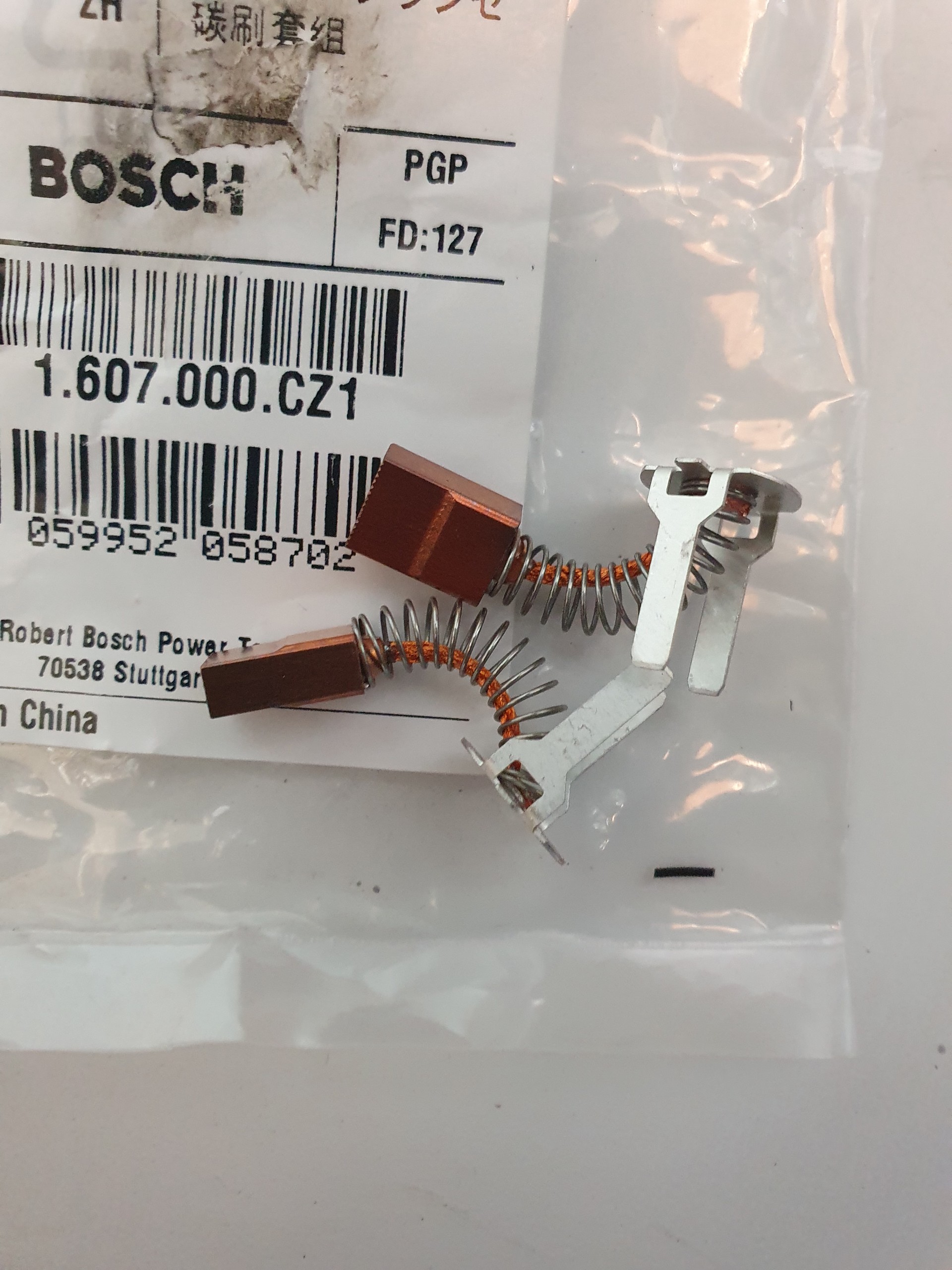 Chổi than máy khoan pin 18V Bosch
