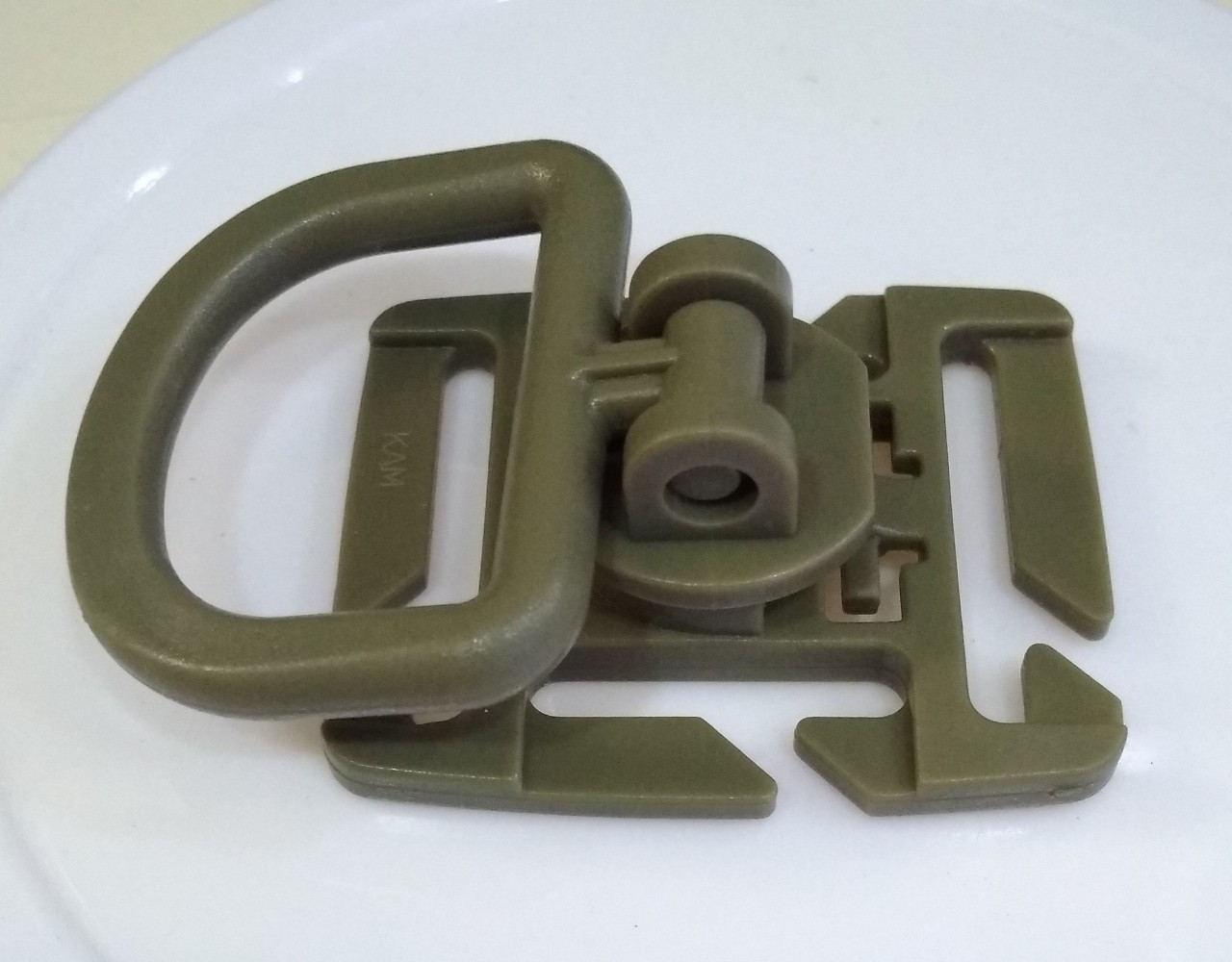[HCM]Móc Chữ D 25mm Kẹp Dây Balo (Nhiều Màu)