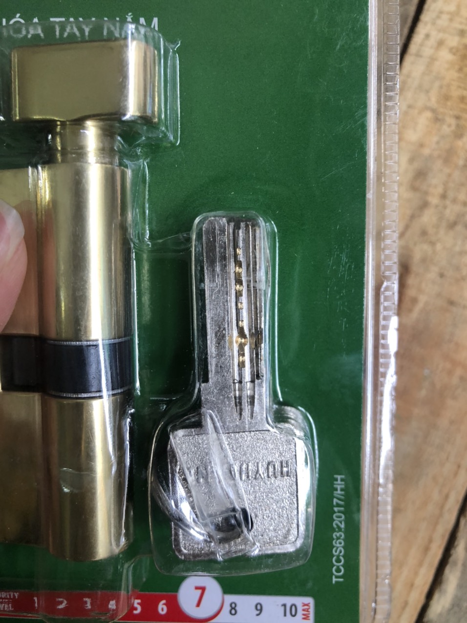 [HCM]Ruột Khoá Huy Hoàng Cửa Chính