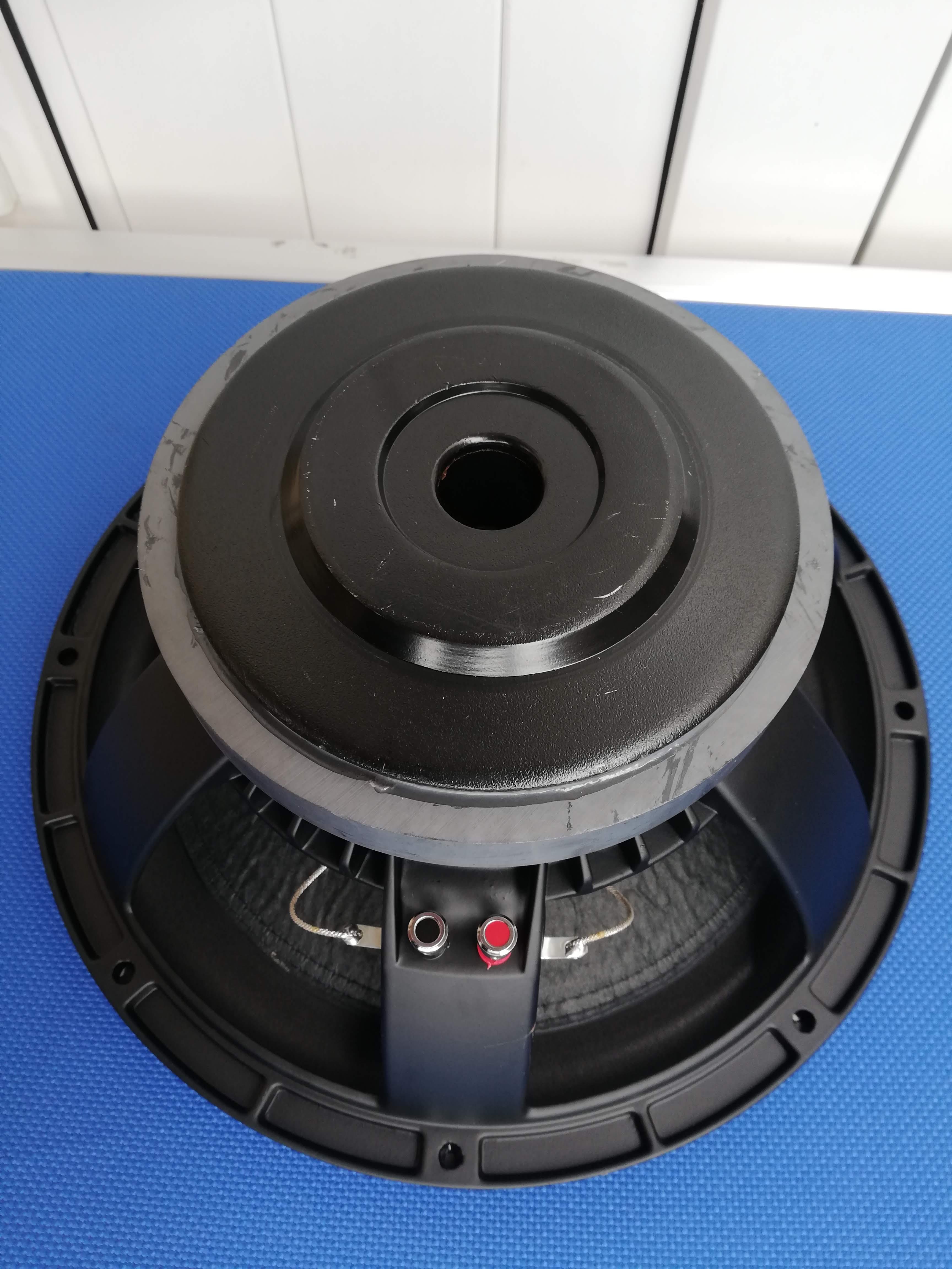 Loa siêu trầm sub cỡ 30 từ 170mm coil 75.5mm cs 600W