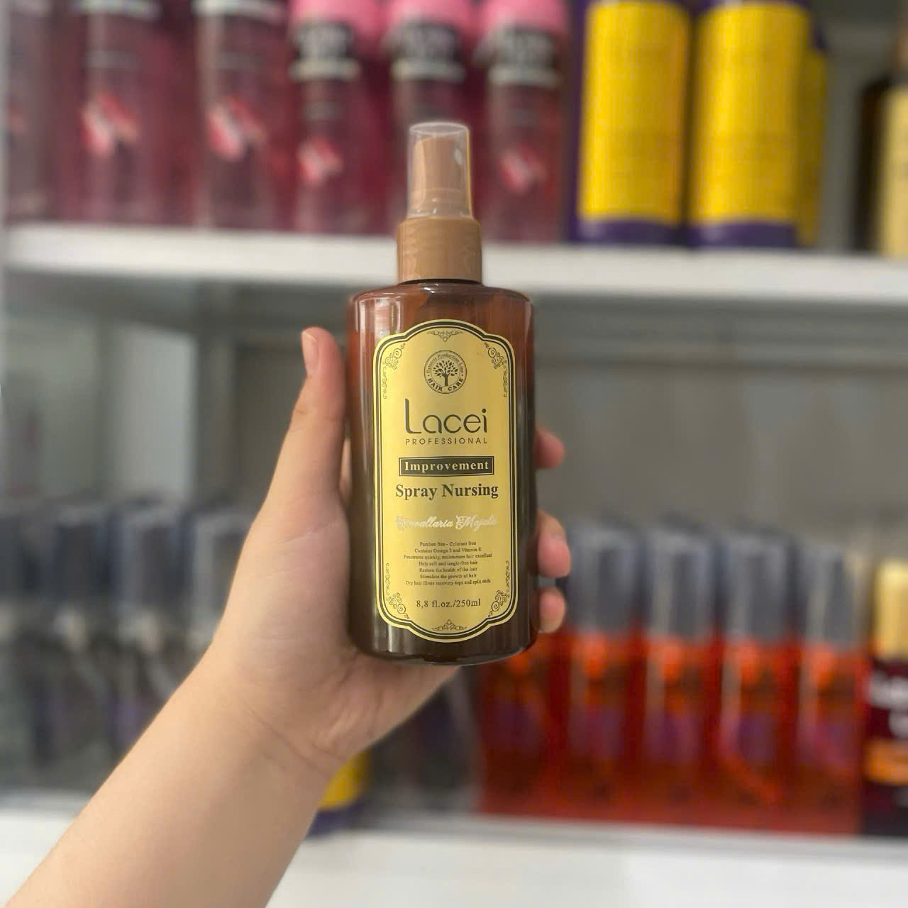 Chai xịt dưỡng tóc LACEI