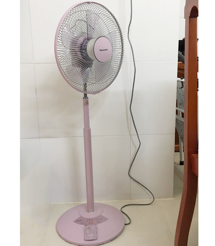 Quạt cây Panasonic F-308NHP (Hồng)