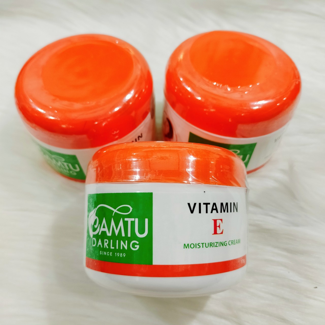 [HCM]Kem Giữ Ẩm massage mặt Vitamin E Darling 175g
