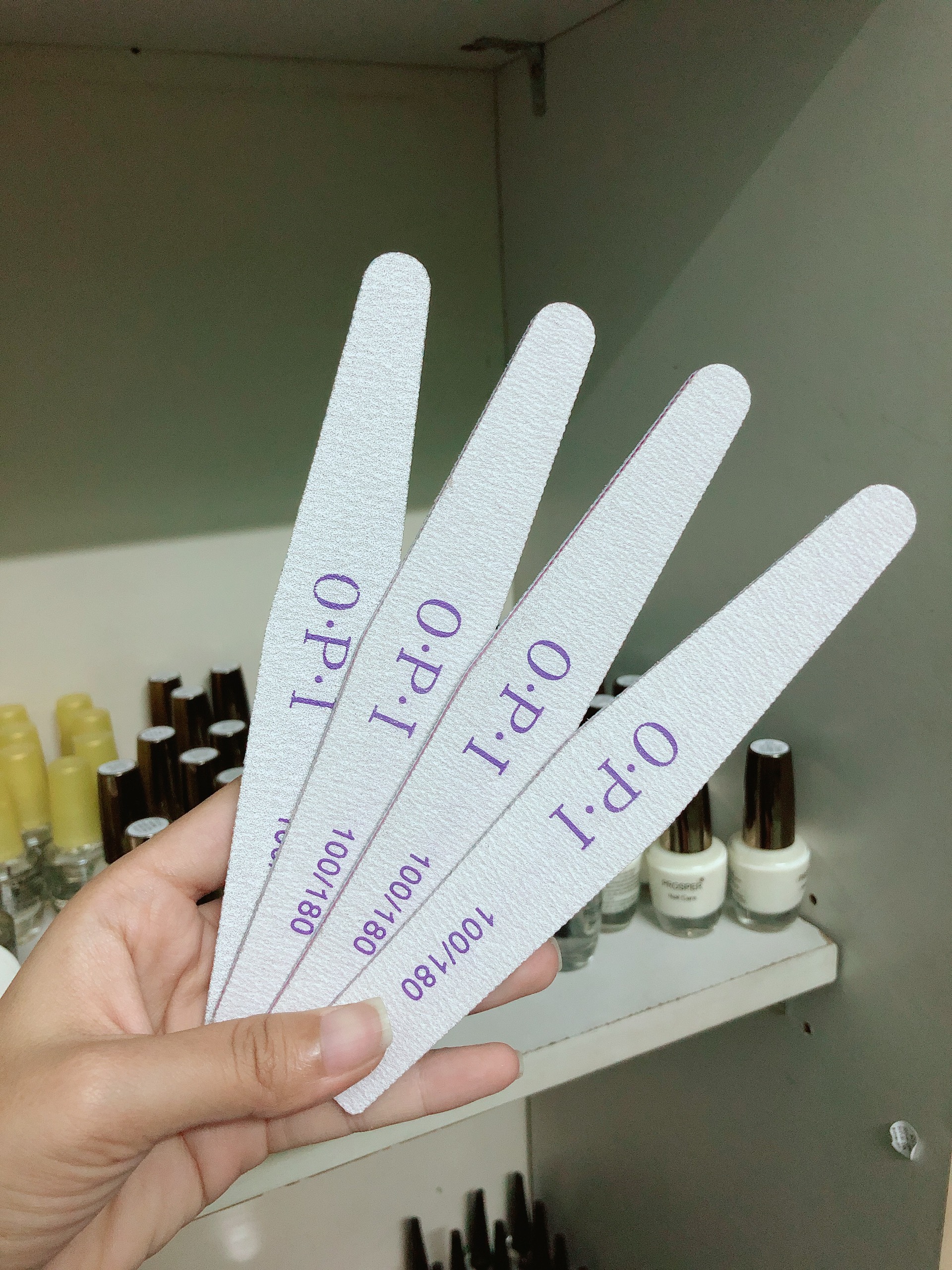 Dũa móng tay OPI ( combo 2 cây )