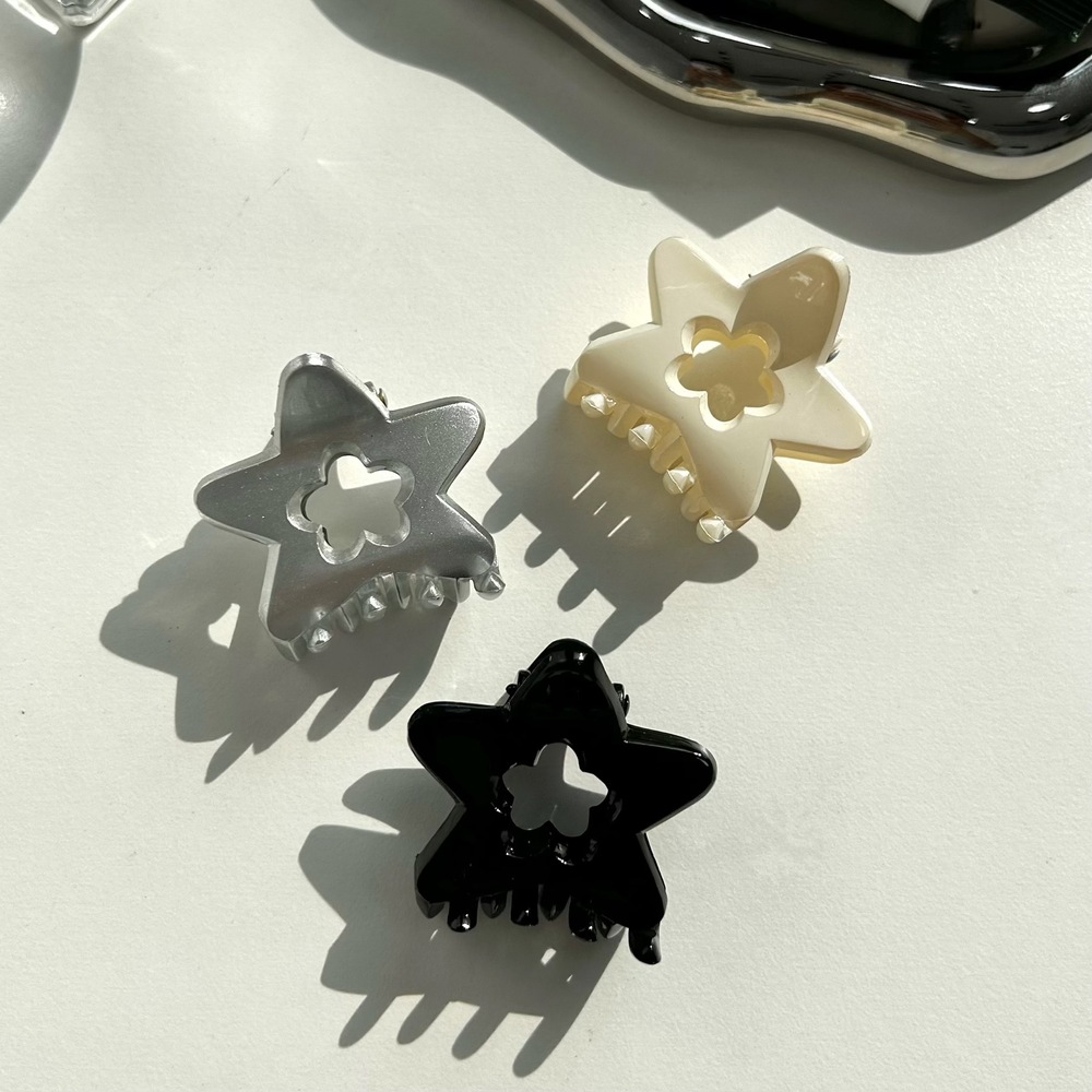 Kẹp tóc ngôi sao cá tính Modleaf Flower star pin Hàn Quốc