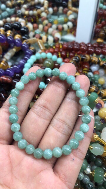Vòng đeo tay, lắc tay phong thủy đá ngọc phỉ thúy