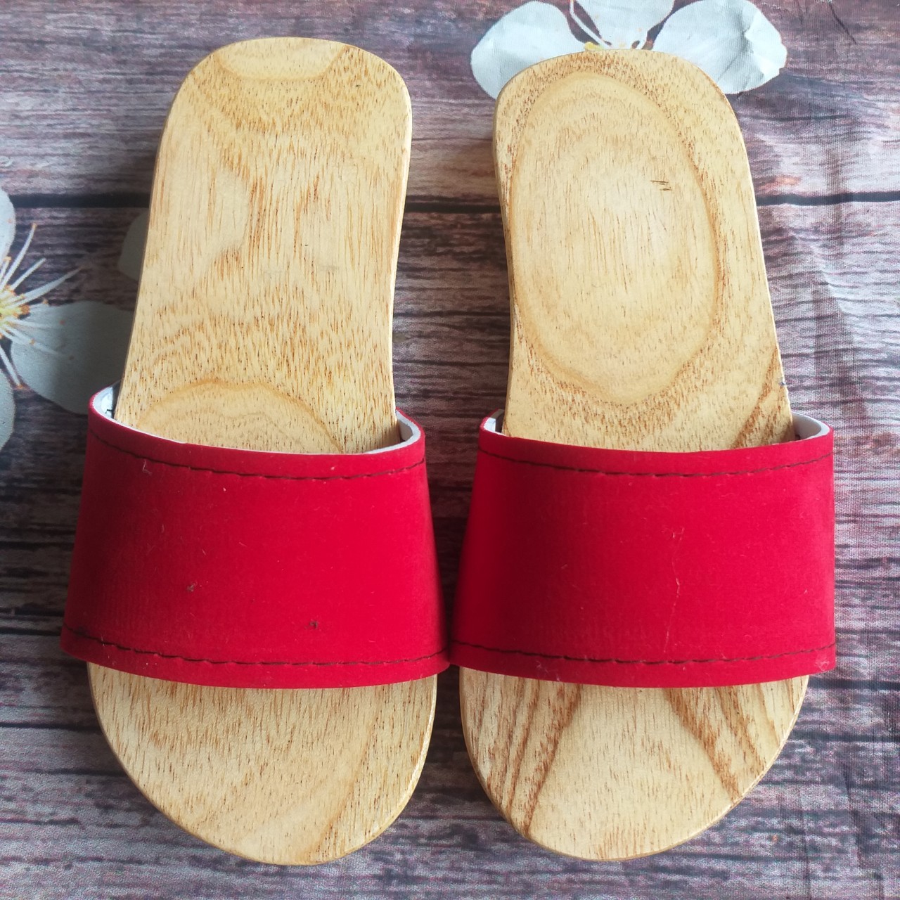Guốc gỗ bé trai , bé gái , guốc nhật ( xưởng sản xuất )