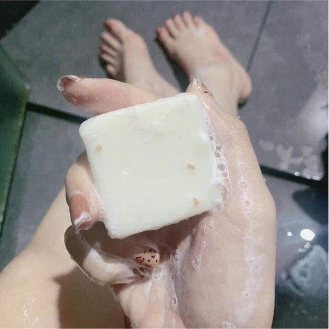 COMBO 2 CỤC XÀ PHÒNG CÁM GẠO THÁI LAN RICE MILK SOAP