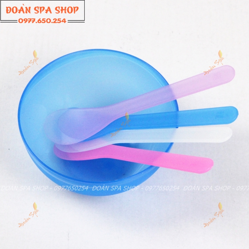 Thìa nhựa đắp mặt nạ dùng trong spa