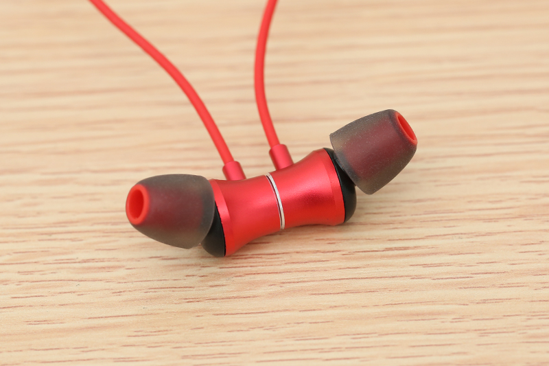 [HCM]Tai nghe Bluetooth Mozard Q6 Đỏ