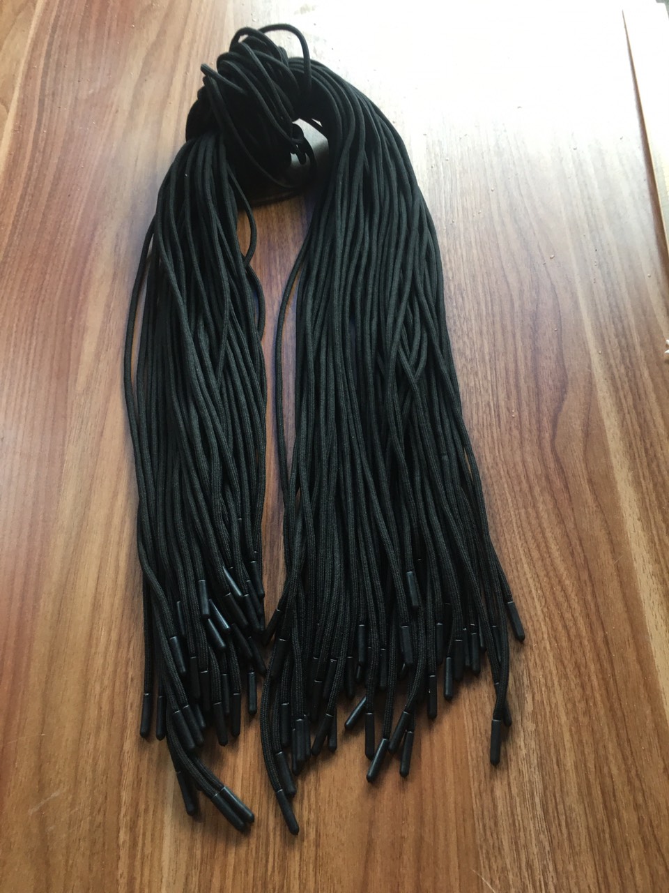 dây luồn quần màu đen 1m25