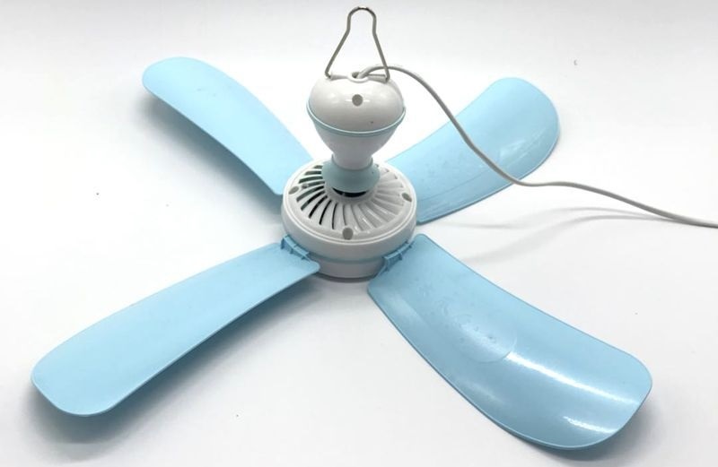 Quạt treo trần Mini 4 cánh (Trắng phối xanh)