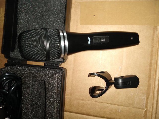Micro Karaoke có dây Stagg SDM90 Cao cấp