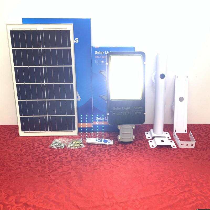 [ Mẫu Mới Nhất ] đèn năng lượng , đèn bàn chải năng lượng mặt trời 500w-600w IP68 Chống nước bào hành 24 tháng