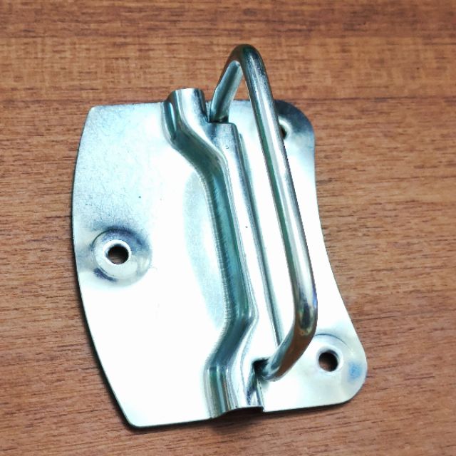 Tay cầm, Quai tủ bằng sắt